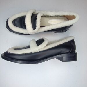 Stuart Weitzman Palmer Chill loafer in black leather with shearling trim 8.5